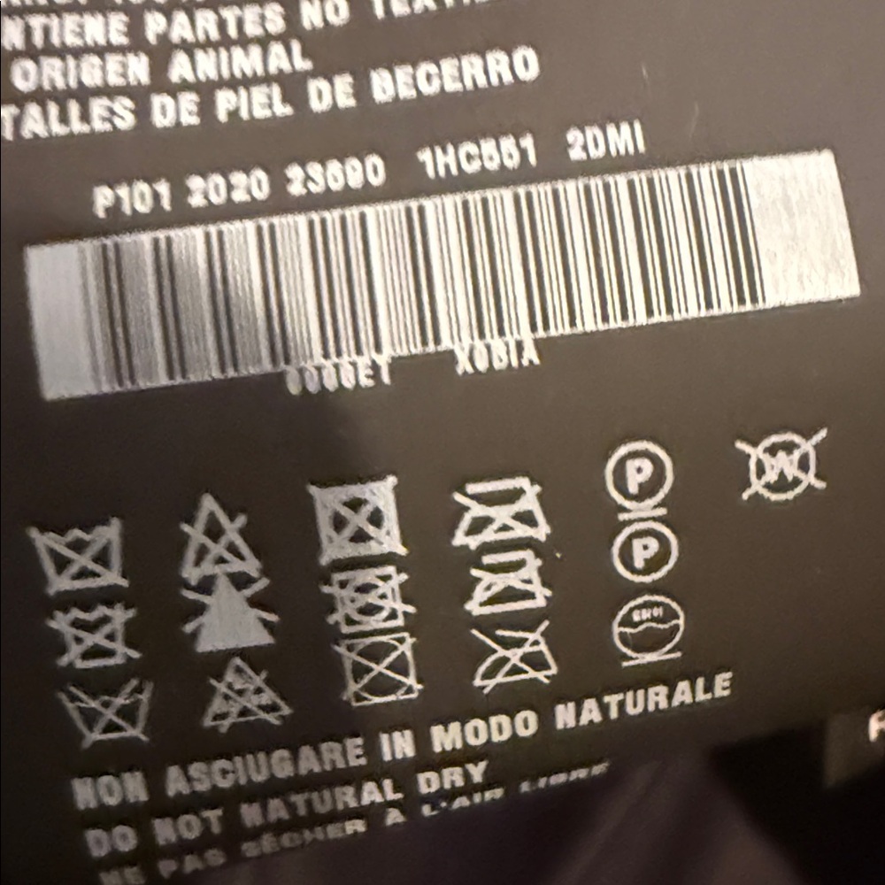 Prada Black Nylon Cap - Picture 10 of 11